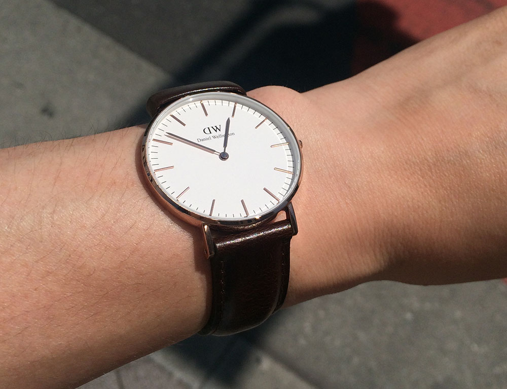 ダニエルウェリントンClassic Bristol購入レビュー・ステマと評判の時計ブランドの正体